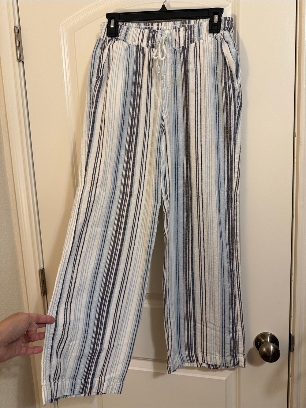 Briggs New York Blue & White Striped Drawstring Joggers